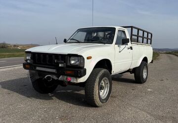 Toyota Hilux 174.700 km 11.900 &euro; Kraichtal 76703