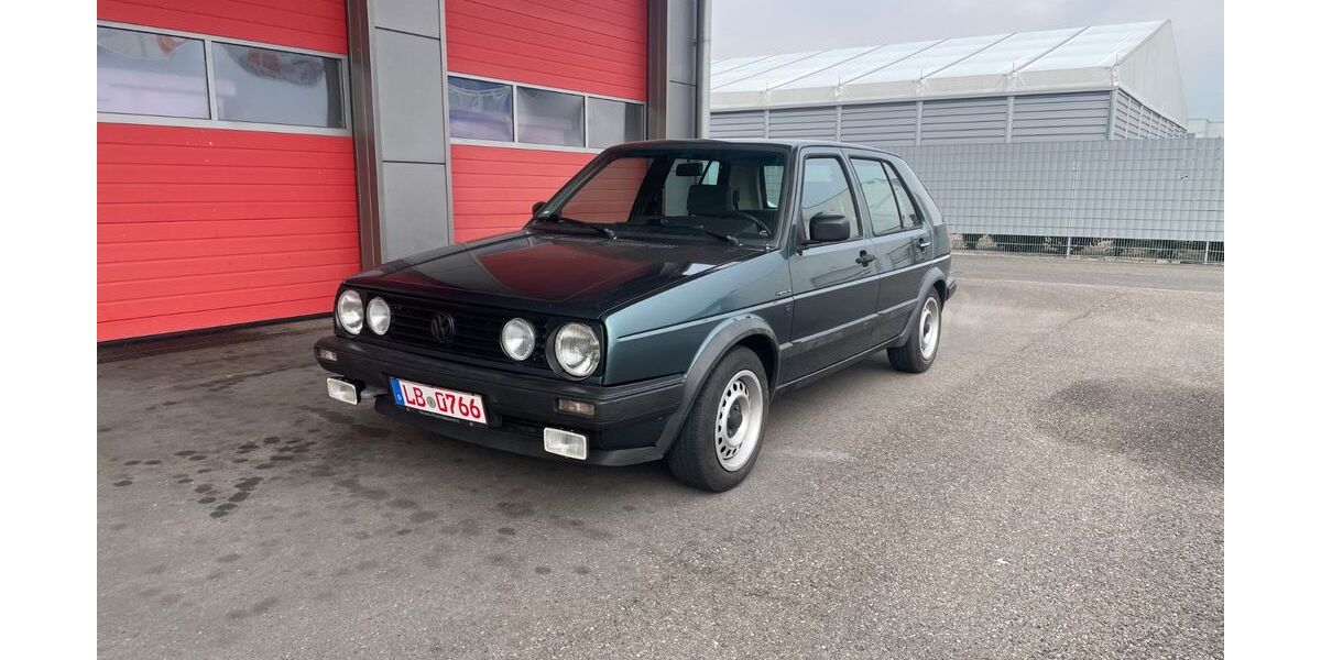 VW Golf 136.000 km 6.900 &euro; Pleidelsheim 74385
