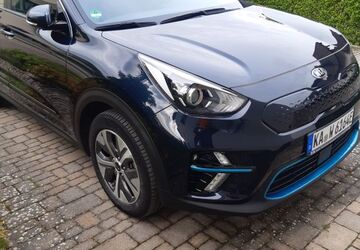 Kia Niro 78.000 km 18.000 &euro; Bruchsal 76646