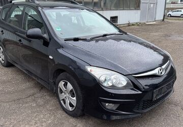 Hyundai i30 180.000 km 4.490 &euro; Mühlacker 75417