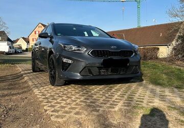 Kia ceed Sportswagon 88.000 km 17.999 &euro; Bad Friedrichshall 74177