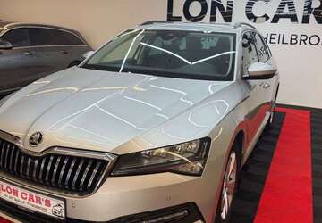 Skoda Superb 128.000 km 22.990 &euro; Leingarten 74211