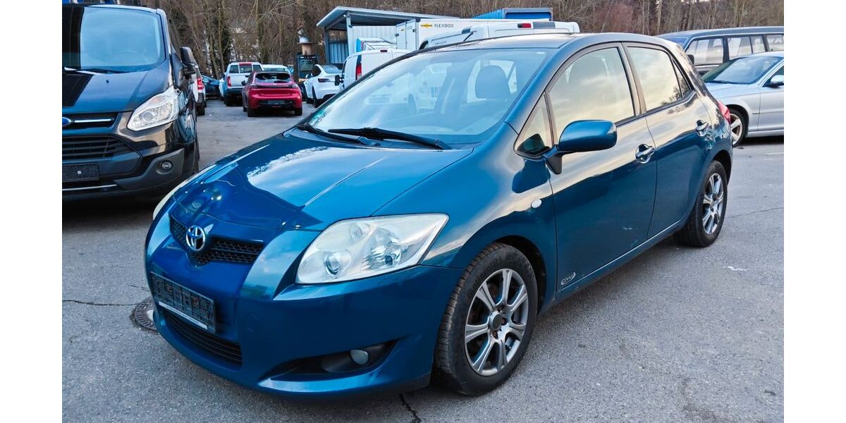 Toyota Auris 436.000 km 1.500 &euro; Mosbach 74821