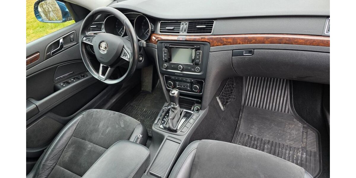 Skoda Superb 268.980 km 8.499 &euro; Pfaffenhofen 74397