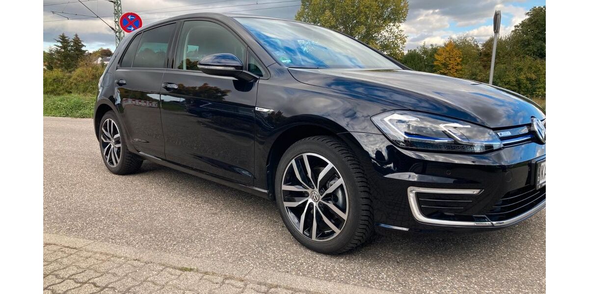 VW Golf 11.000 km 18.500 &euro; Bretten 75015