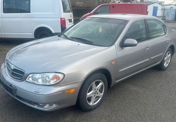 Nissan Maxima 170.000 km 2.200 &euro; Güglingen-Frauenzimmern(bei Heilbronn) 74363