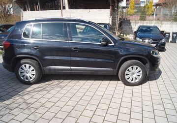 VW Tiguan 136.580 km 9.500 &euro; Bad Rappenau 74906
