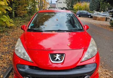 Peugeot 207 129.000 km 2.499 &euro; Untergruppenbach 74199