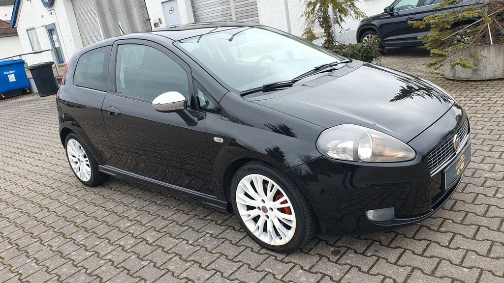 Fiat Grande Punto 197.000 km 1.890 &euro; Mühlacker / Enzberg 75417