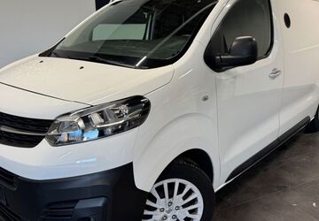 Opel Vivaro 111.341 km 13.490 &euro; Bretten 75015