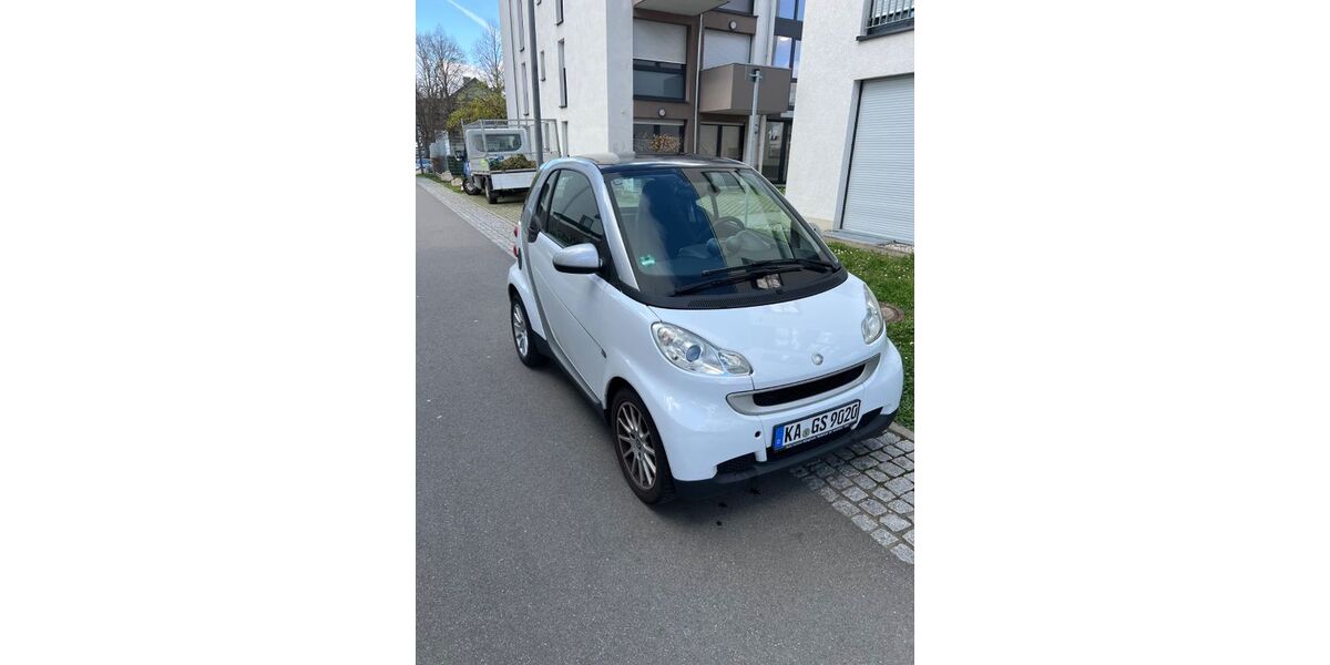 Smart ForTwo 158.000 km 3.900 &euro; Bruchsal 76646