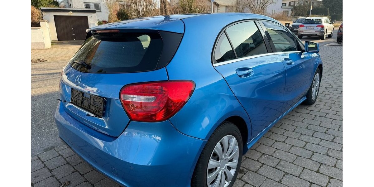 Mercedes-Benz A 180 BlueEFFICIENCY Style Navi 150.000 km 7.490 &euro; Neckarsulm 74172