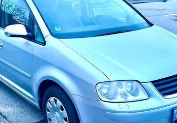 VW Touran 335.000 km 1.999 &euro; Eppingen 75031