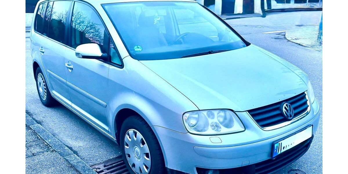 VW Touran 335.000 km 1.999 &euro; Eppingen 75031