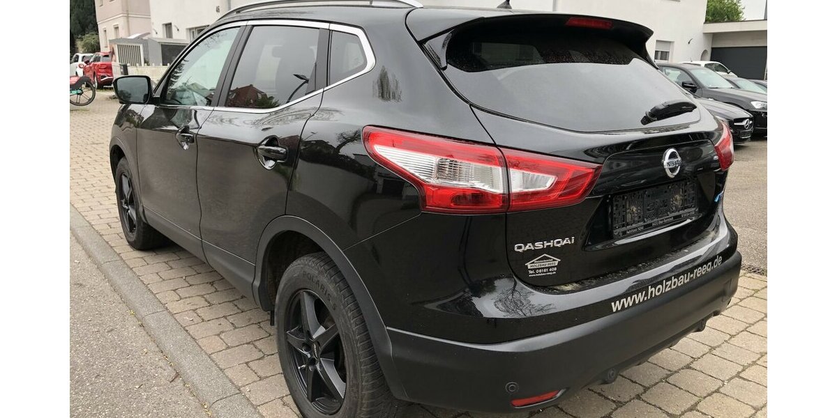 Nissan Qashqai 1.6 dCi Tekna 132.000 km 7.500 &euro; Neckarsulm 74172