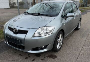 Toyota Auris 132.000 km 5.000 &euro; Neckarsulm 74172