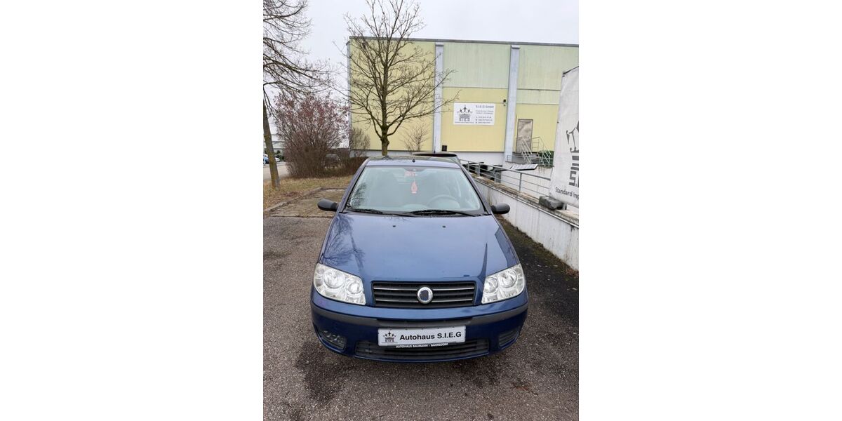 Fiat Punto 224.729 km 1.190 &euro; Talheim 74388