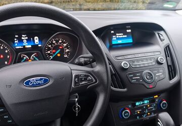 Ford Focus 36.000 km 10.500 &euro; Eppingen 75031
