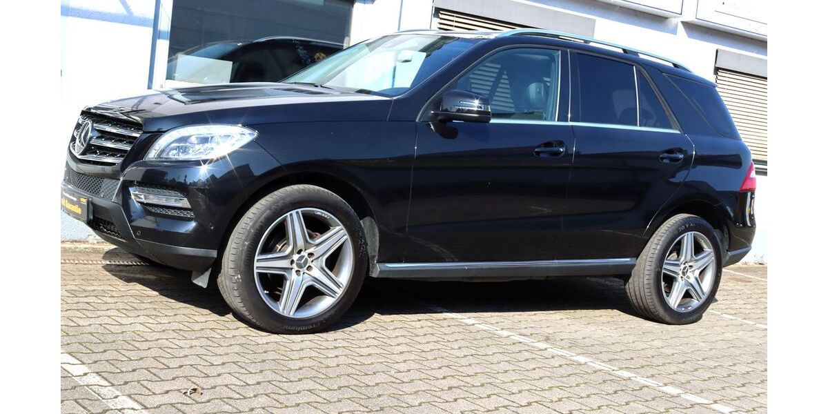 Mercedes-Benz ML 350 211.160 km 19.390 &euro; Bietigheim Bissingen 74321