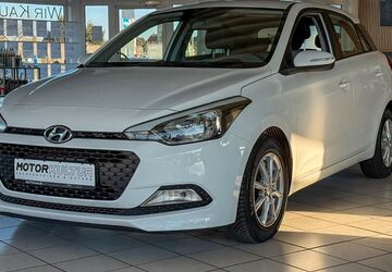 Hyundai i20 101.300 km 7.690 &euro; Lauffen a.N. 74348