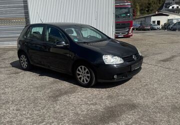 VW Golf 186.000 km 2.800 &euro; Mühlacker 75417