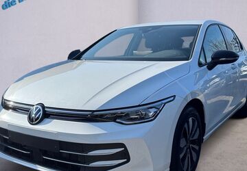 VW Golf 8.270 km 29.941 &euro; Walldorf 69190