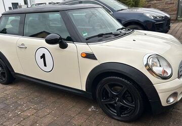 Mini ONE 129.514 km 3.950 &euro; Kirchardt-Berwangen 74912