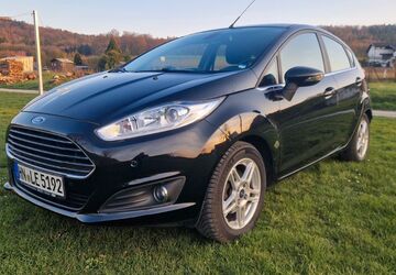 Ford Fiesta 78.000 km 8.000 &euro; Erlenbach 74235