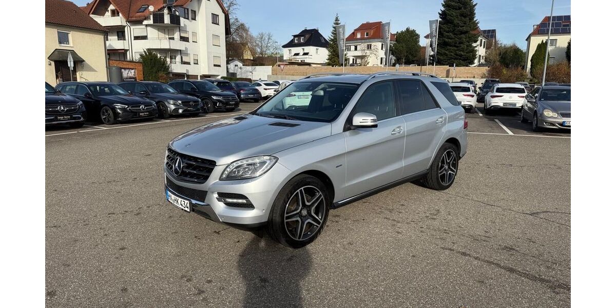 Mercedes-Benz ML 350 165.000 km 18.900 &euro; Untergruppenbach 74199