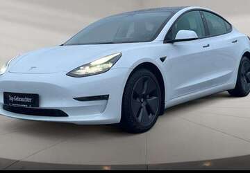 Tesla Model 3 68.737 km 28.498 &euro; Neckarsulm-Obereisesheim 74172