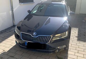 Skoda Superb 124.000 km 19.000 &euro; Kirchardt 74912