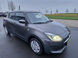 Suzuki Swift 1.2 Dualjet Hybrid Club AHK M+S 70.345 km 11.450 &euro; Obrigheim-Asbach 74847