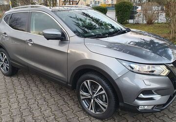 Nissan Qashqai 113.763 km 12.450 &euro; Mühlacker / Enzberg 75417