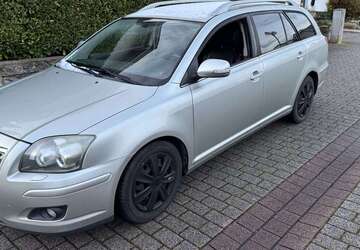 Toyota Avensis 217.500 km 2.450 &euro; Sulzfeld 75056