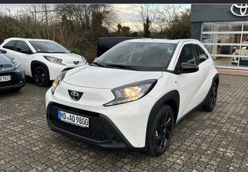 Toyota Aygo (X) 2.555 km 16.490 &euro; Wiesloch 69168