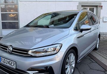 VW Touran 99.986 km 21.480 &euro; Aglasterhausen 74858