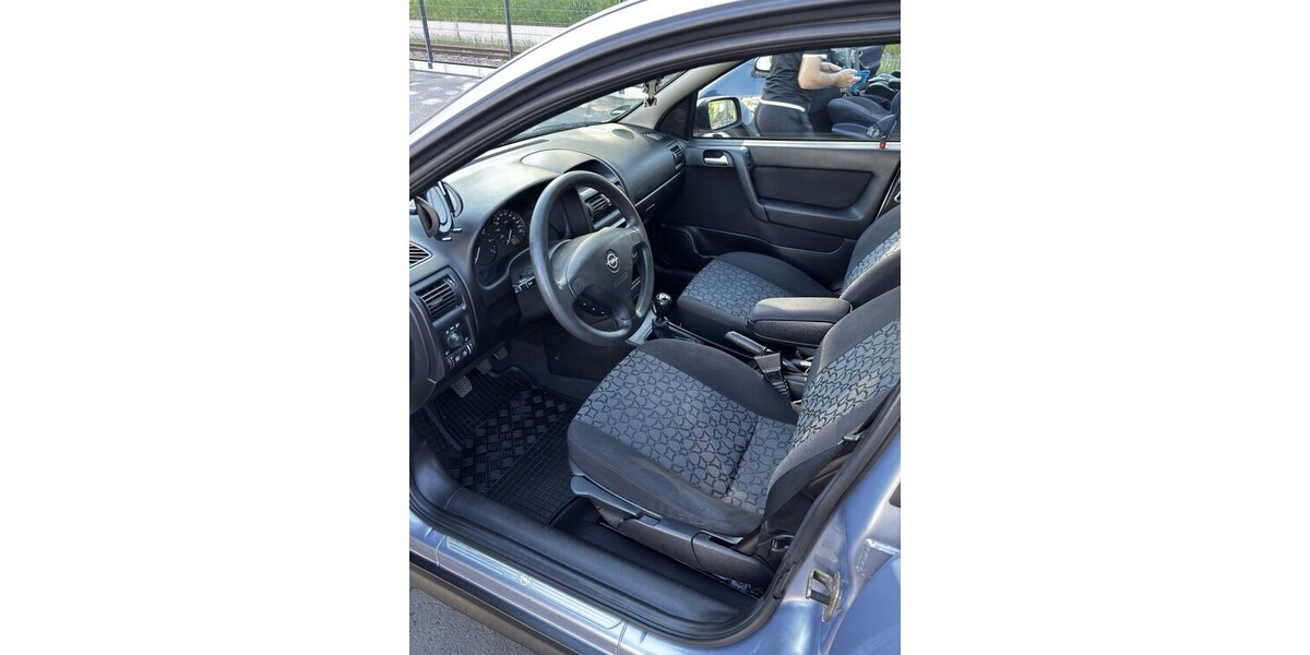 Opel Astra G CC 178.000 km 2.200 &euro; Neckarsulm 74172