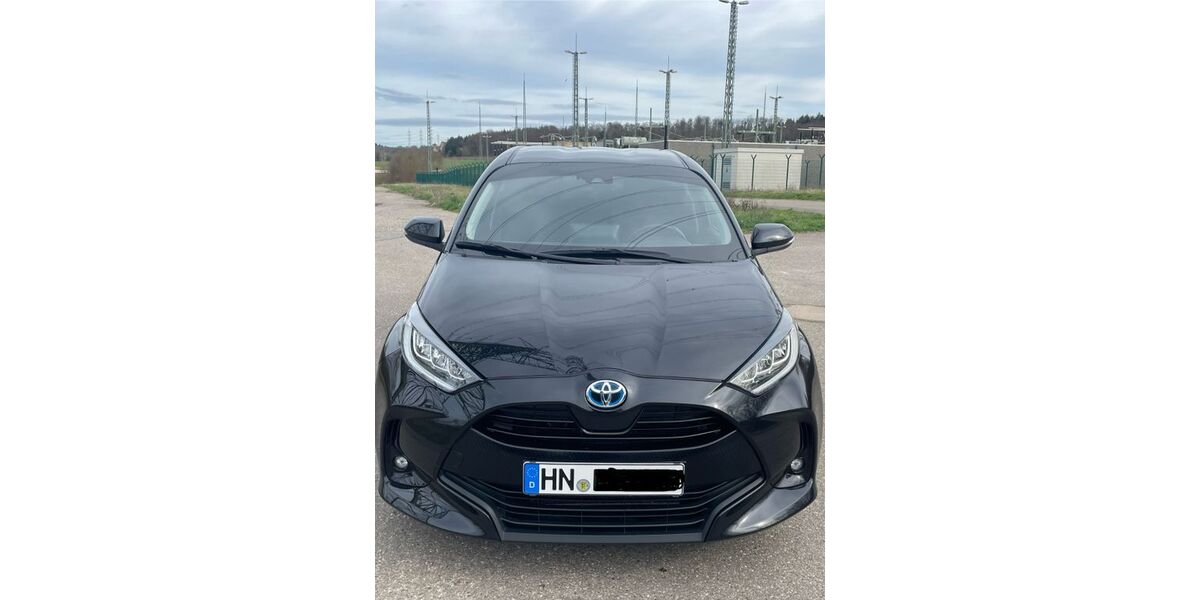 Toyota Yaris 64.600 km 17.100 &euro; Neckarwestheim 74382