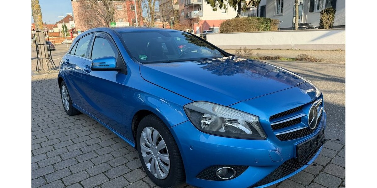 Mercedes-Benz A 180 BlueEFFICIENCY Style Navi 150.000 km 7.490 &euro; Neckarsulm 74172