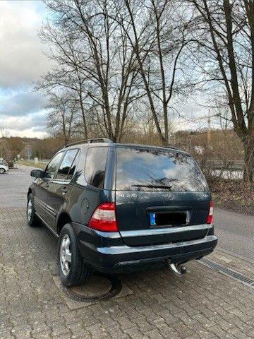 Mercedes-Benz ML 270 101.000 km 10.499 &euro; Walheim 74399