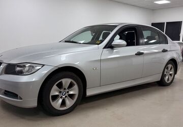 BMW 318 124.850 km 2.990 &euro; Sandhausen ( bei Heidelberg ) 69207