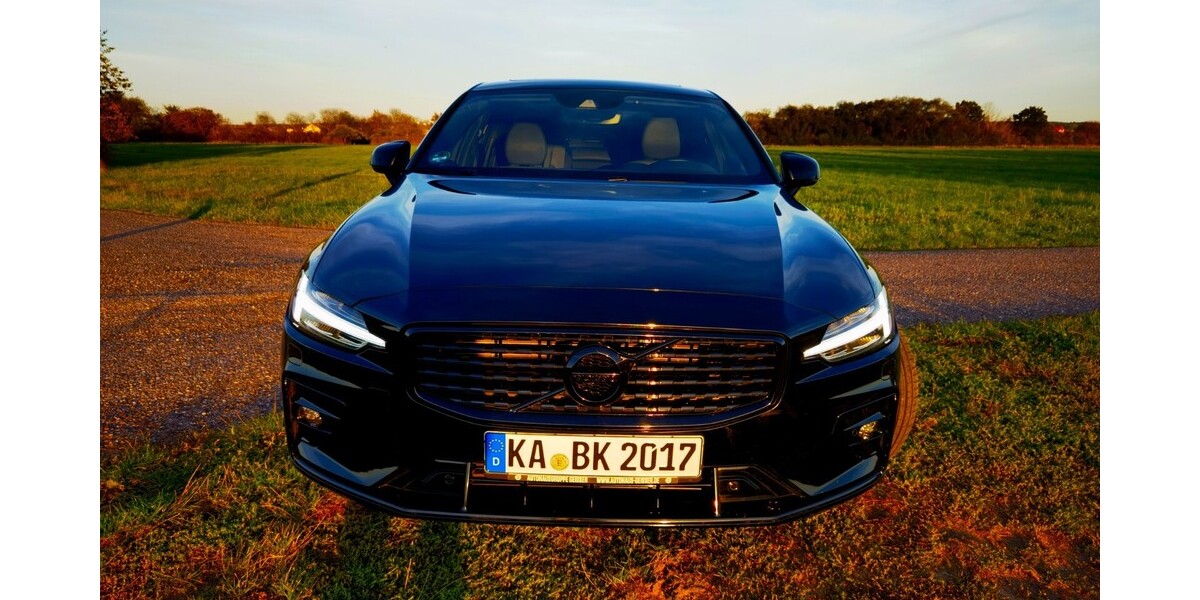 Volvo S60 61.000 km 34.500 &euro; Forst 76694