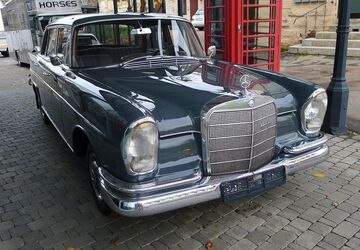 Mercedes-Benz 220 98.000 km 32.900 &euro; Heilbronn 74076