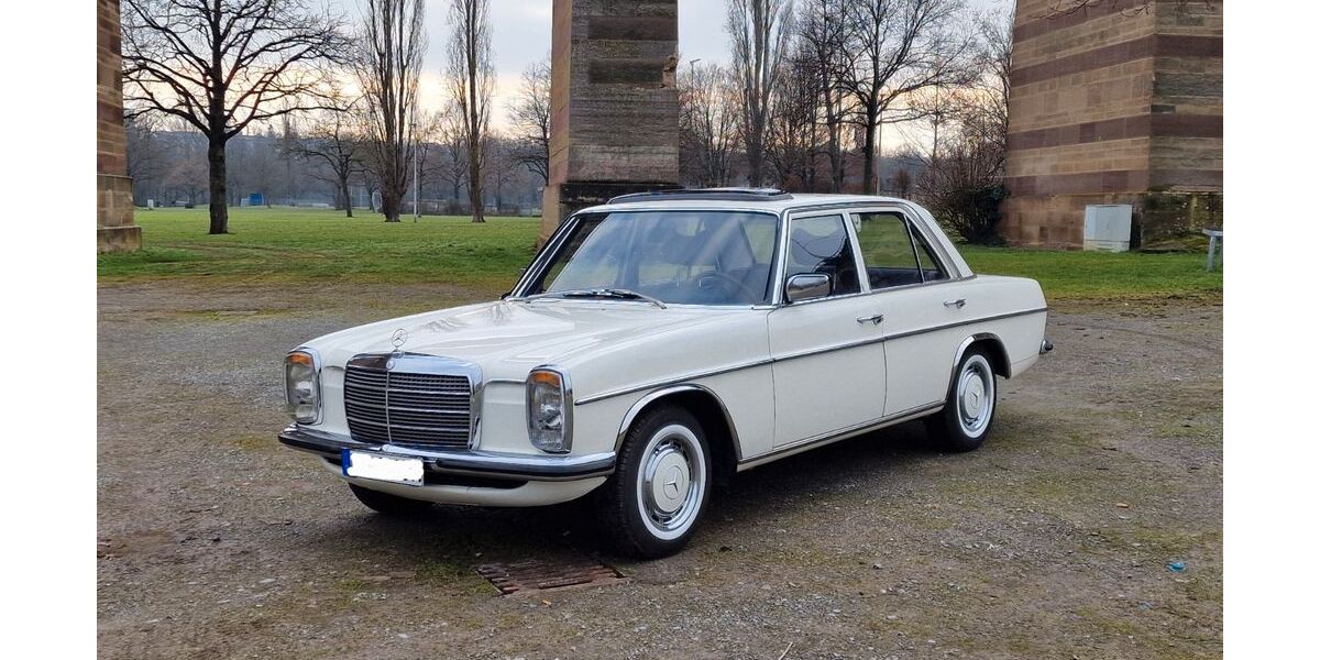 Mercedes-Benz 230 132.000 km 19.999 &euro; Bönnigheim 74357