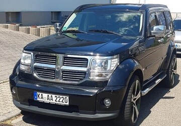 Dodge Nitro 206.000 km 8.200 &euro; Walzbachtal 75045