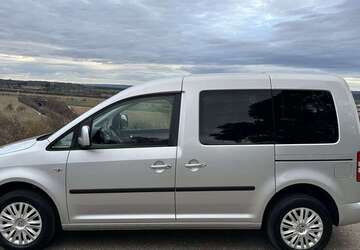 VW Caddy 155.000 km 9.750 &euro; Bretten 75015