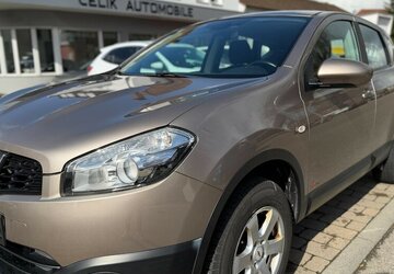 Nissan Qashqai Acenta 4X4 1. Hand AHK 100.000 km 7.990 &euro; Neckarsulm 74172