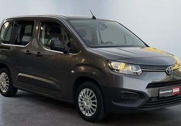 Toyota Proace (Verso) 27.980 km 17.900 &euro; Gundelsheim 74831