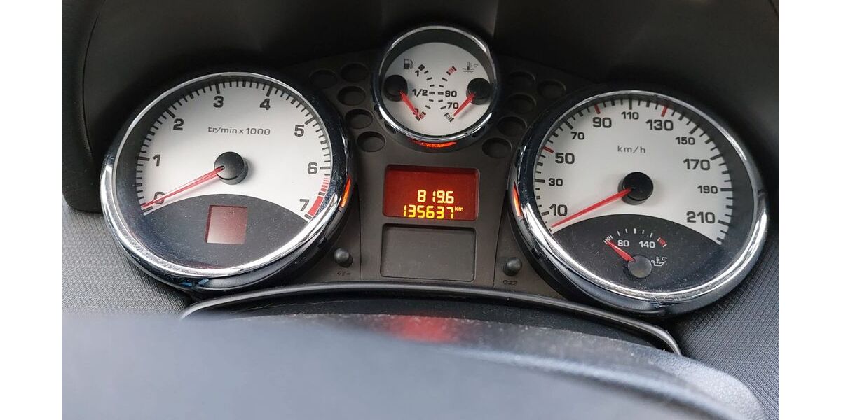 Peugeot 207 135.640 km 4.600 &euro; Bretten 75015