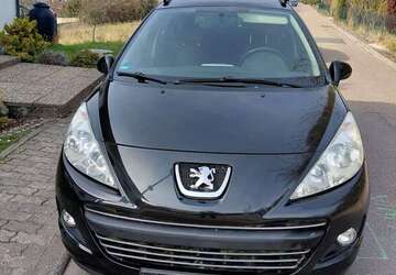 Peugeot 207 99.800 km 2.950 &euro; Leimen 69181